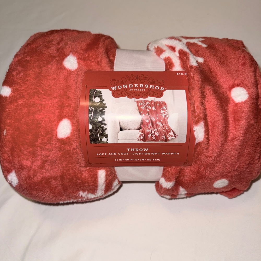 Wondershop Snowflake Plush Throw Blanket Unisex 50x60 Red NEW Holiday Polka Dot